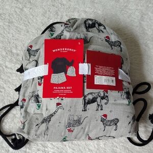 Wondershop Christmas Pajama Set